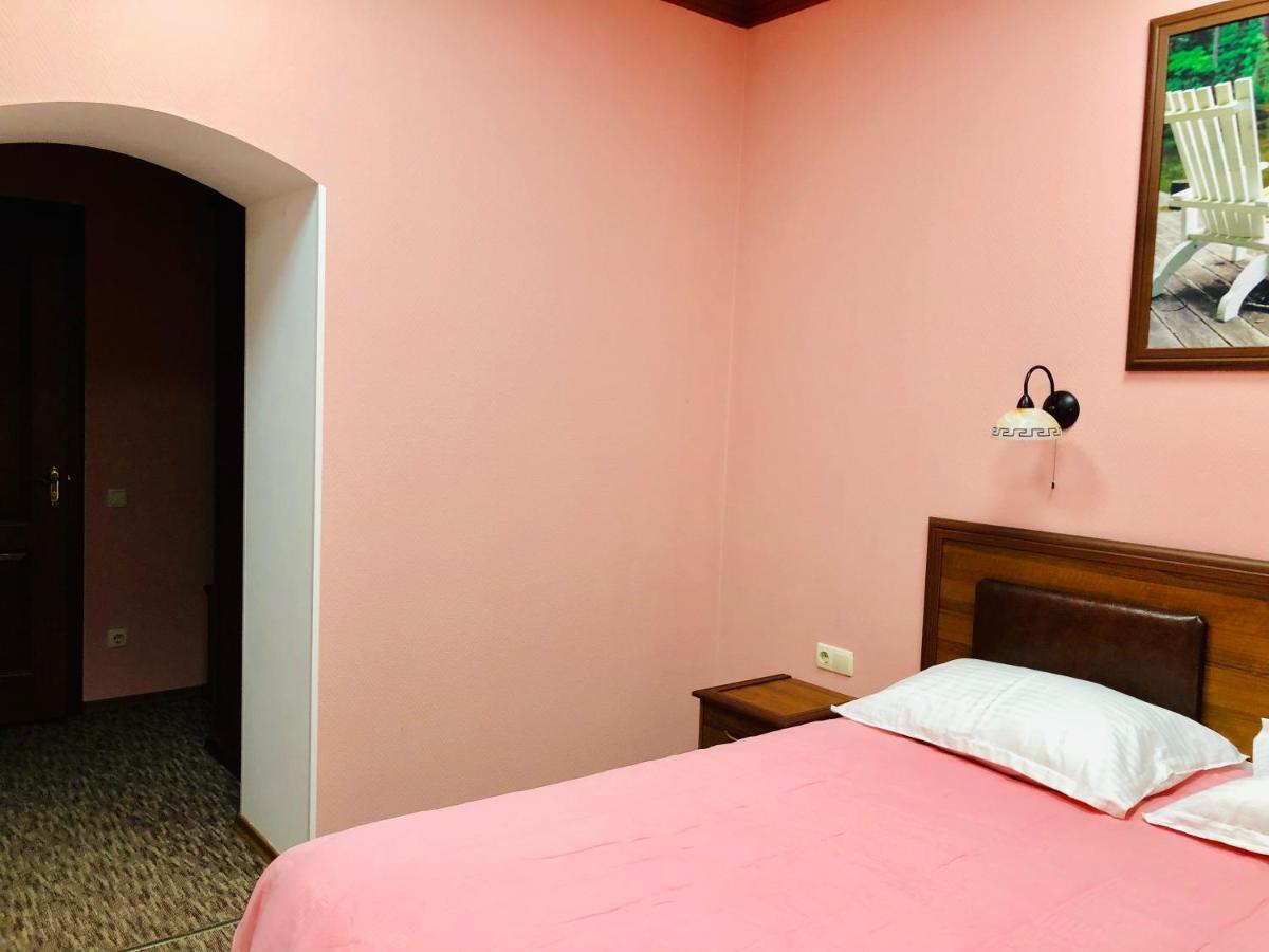 Hotel Korona Кропивницкий Экстерьер фото